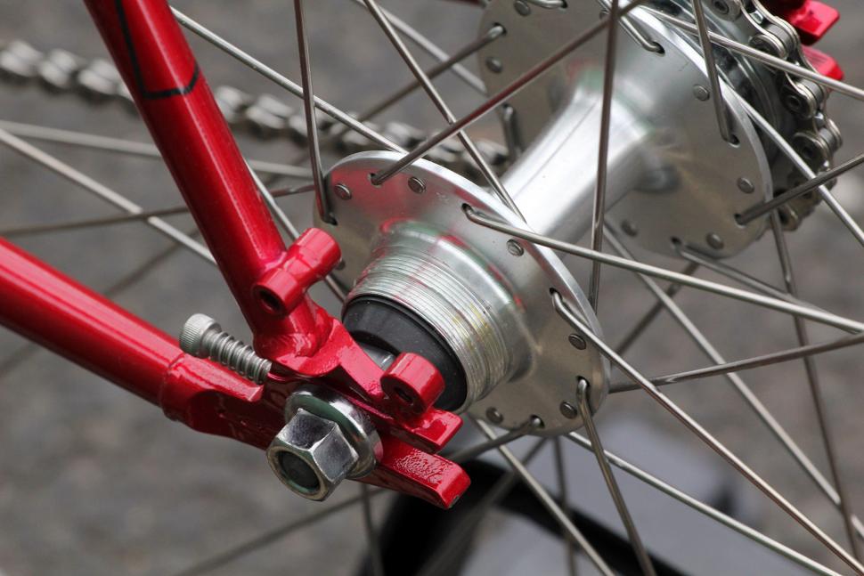 Fixed gear bike maintenance online